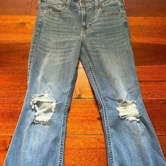 Hollister Mid-Rise Boot 4S - Picture 2 of 9